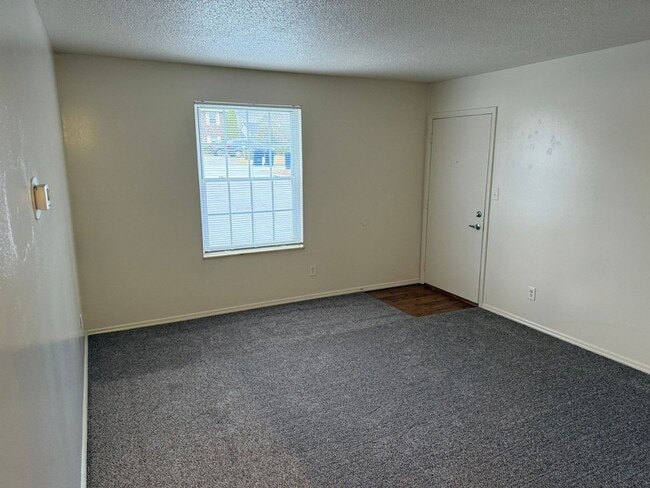 Building Photo - 4804 Cannon Ridge Dr