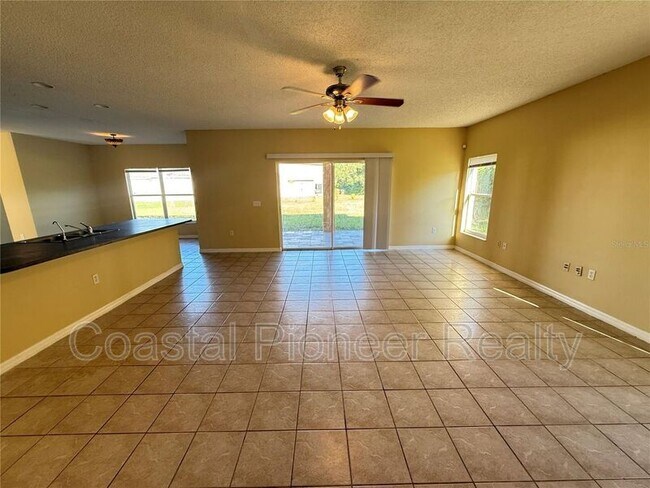 Building Photo - 4554 Ficus Tree Rd