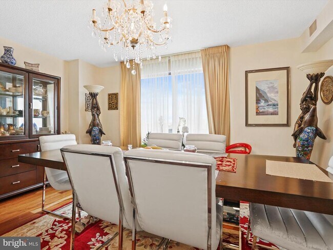 Building Photo - 5501 Seminary Rd