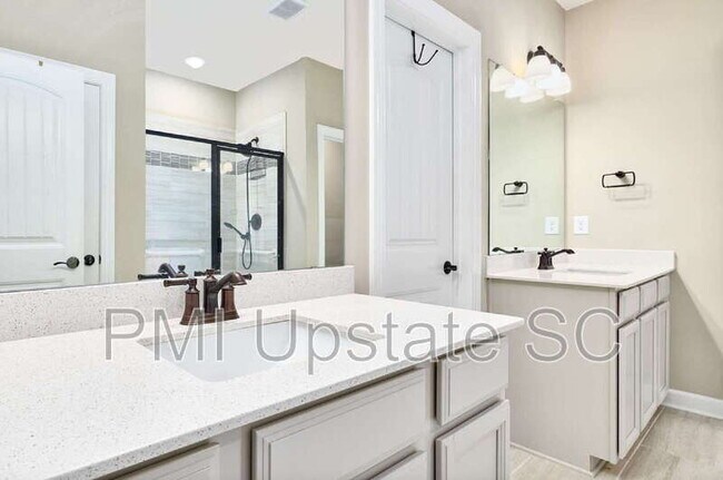 Building Photo - 2310 Ditton Ct