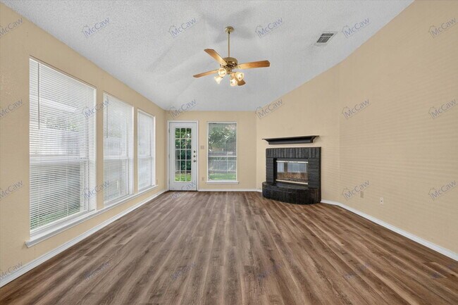 Building Photo - 3728 Chaddybrook Ln