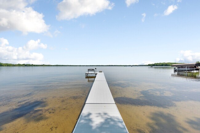 sunning deck on dock - 21253 Lake George Blvd