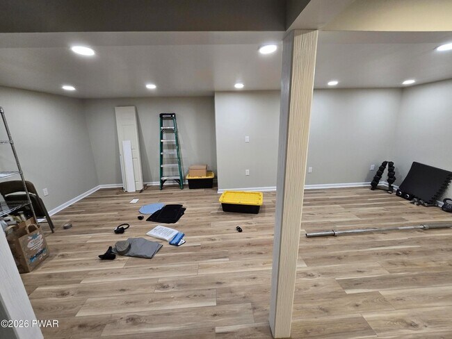 Building Photo - 200 Avenue H