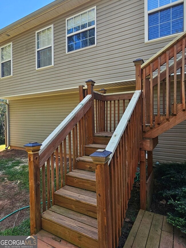 Building Photo - 1406 Flanagan Mill Dr