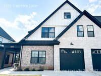 Building Photo - 4 Bedroom Townhome in Westyn Village!