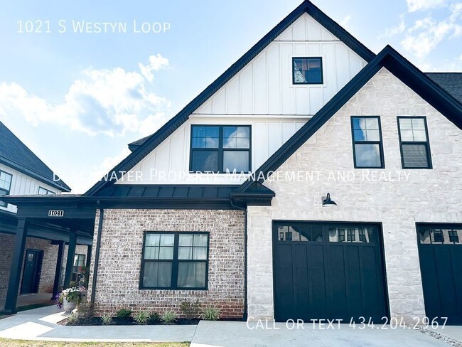 Primary Photo - 4 Bedroom Townhome in Westyn Village!