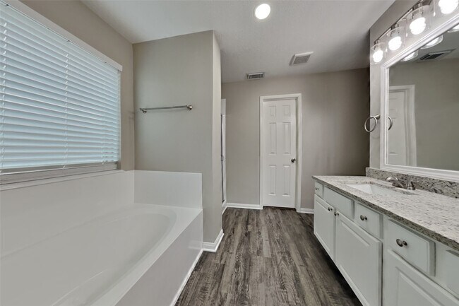 Building Photo - 20519 Spring Mission Ln