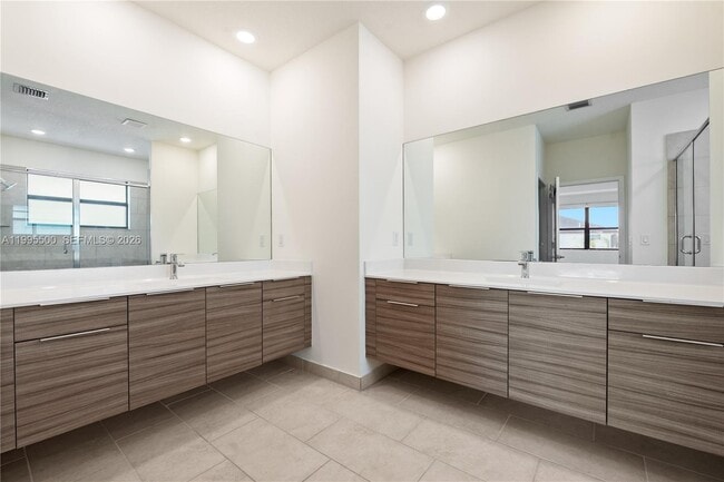 Building Photo - 8836 NW 161st Terrace