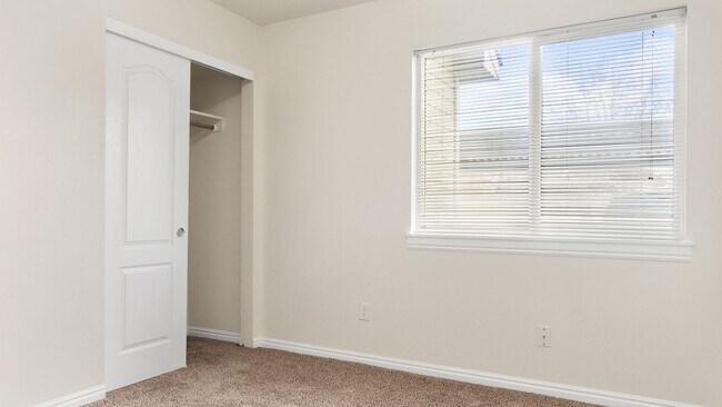 Building Photo - Sugar Street Townhomes