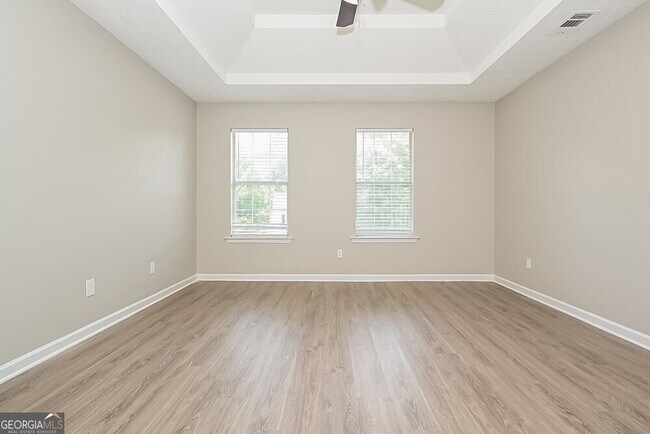 Building Photo - 468 Grove Park Dr
