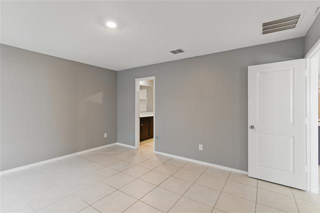 Building Photo - 341 Dry Cyn Wy