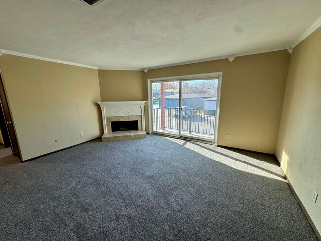 Building Photo - Updated 2BR Condo in Fox Meadows Estates – Garage Included