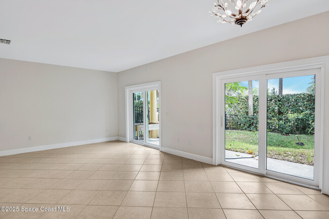 Building Photo - 2534 N Hwy A1A