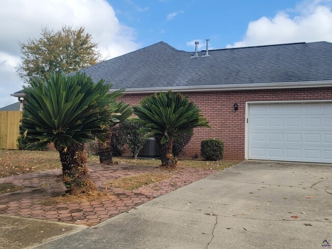 Building Photo - 101 Pamlico Ct