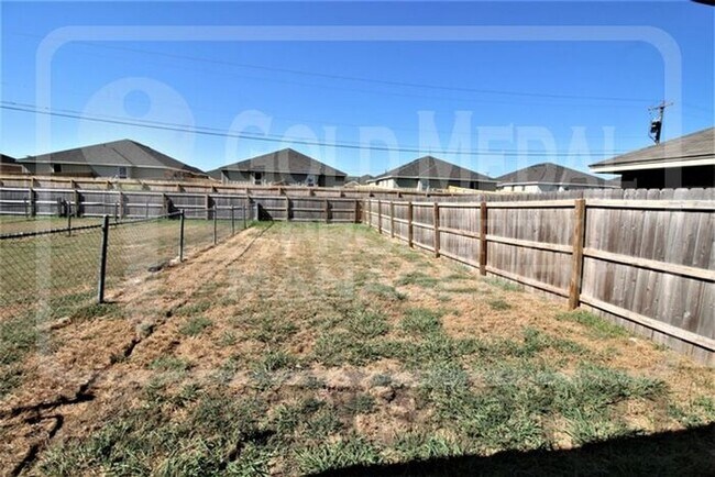 Building Photo - 1106 Leslie Cir