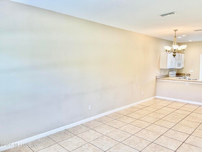 Building Photo - 486 Cabernet Pl