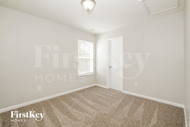 Building Photo - 1398 Crabapple Rd