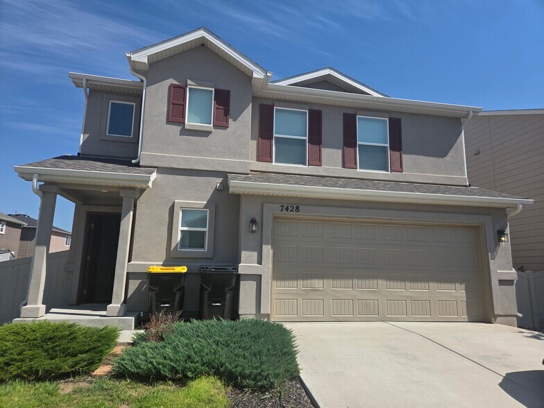 Building Photo - 7428 Benecia Dr