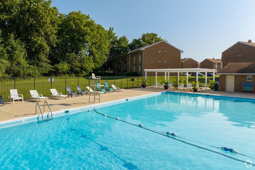 Chapel Manor Apartments 4217 Chapel Rd Nottingham MD 21236