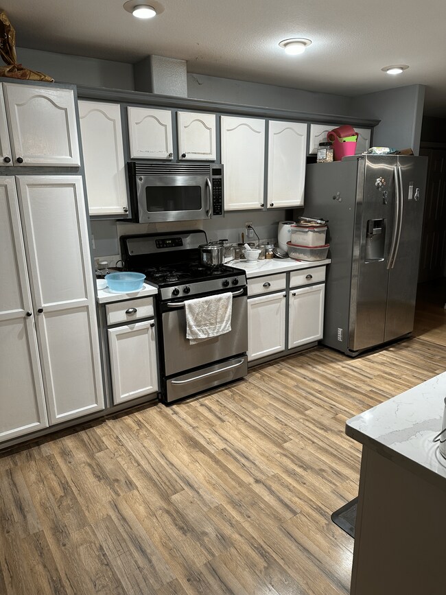 Building Photo - 9865 Rose St