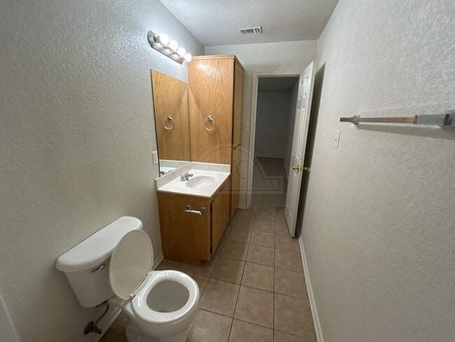 Building Photo - 207 Dale Earnhardt Dr