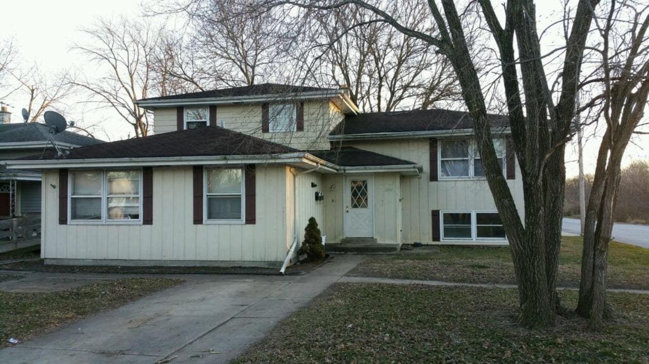 Building Photo - 2604 40th Pl