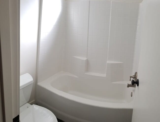 Building Photo - 5 bed 6 bath across street from Cal Poly c...