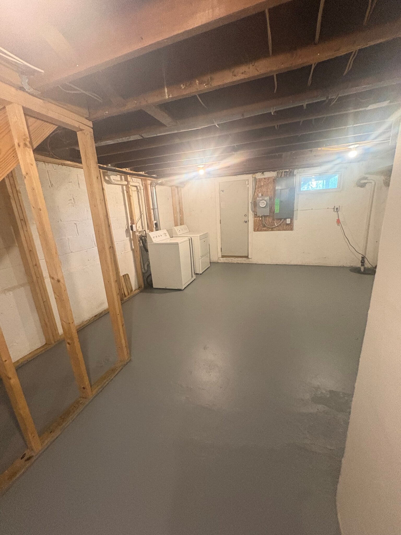 Building Photo - 2812 Oswego Ave