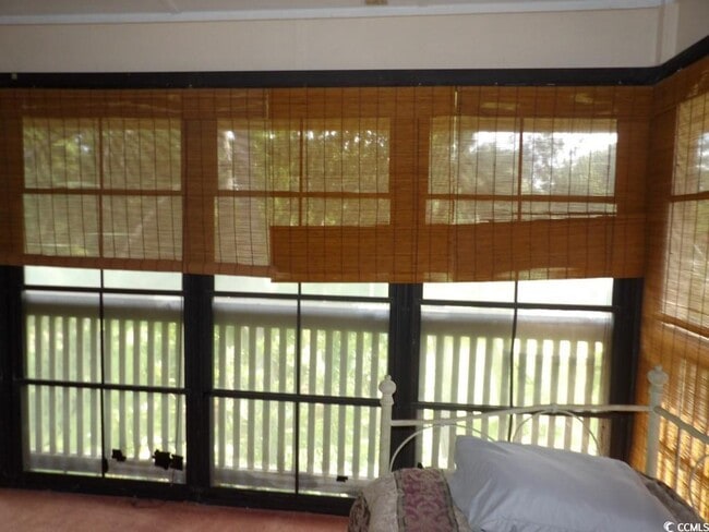 Building Photo - 4286 Pinehurst Cir