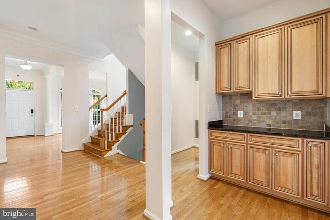 Building Photo - 8880 Olive Mae Cir