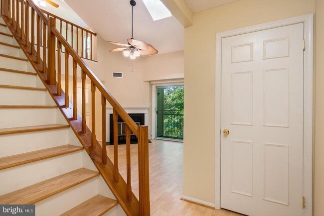 Building Photo - 7717 Inversham Dr