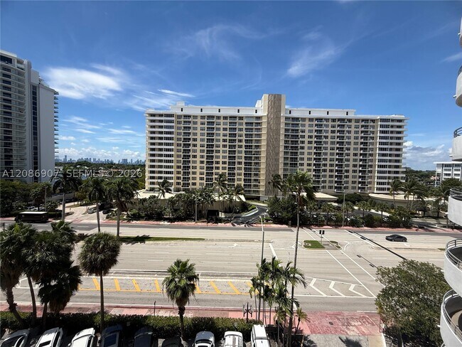 Building Photo - 5555 Collins Ave