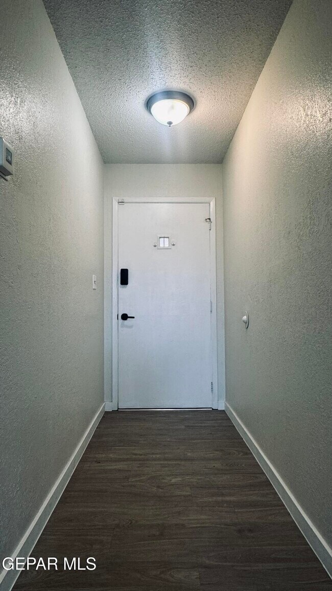 Building Photo - 147 Belvidere St