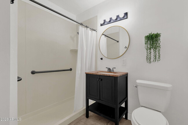 Building Photo - 3428 W Willetta St