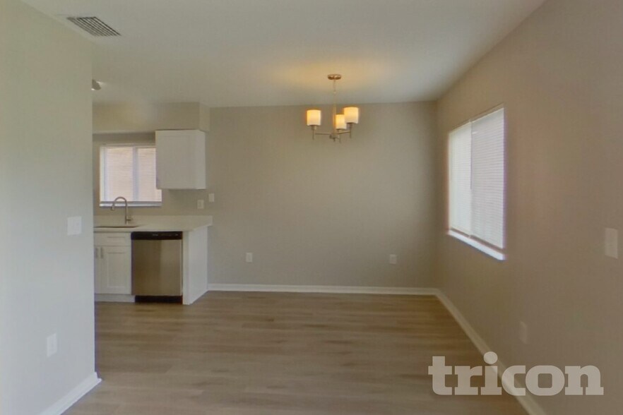 Building Photo - 13130 Fennway Ridge Dr