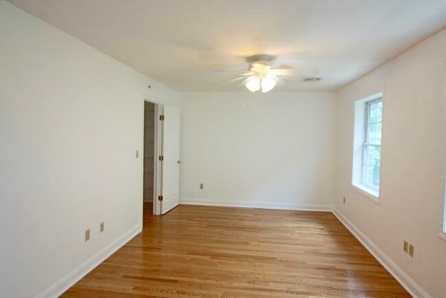 Building Photo - 36 Columbia Ave