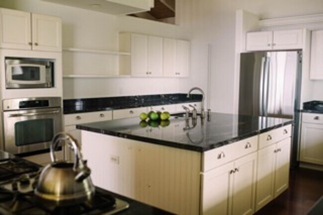 Building Photo - SHLU 76-4206 Nanilani Rd