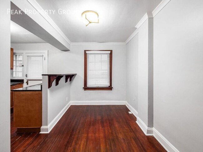 Building Photo - 83 W. First Avenue-2 Bedroom