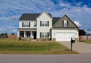 Building Photo - 613 Pecan Grove Loop