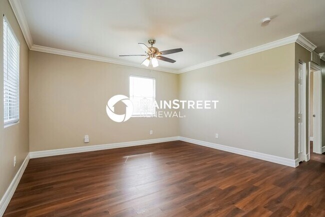 Building Photo - 3 Bedroom Pet-Friendly Home in Lehigh Acre...