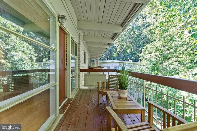 Building Photo - 4381 Americana Dr