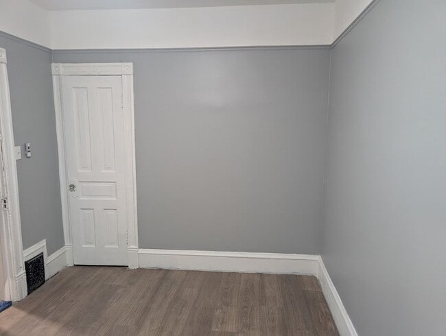 Building Photo - 2904-2906 N 27th St