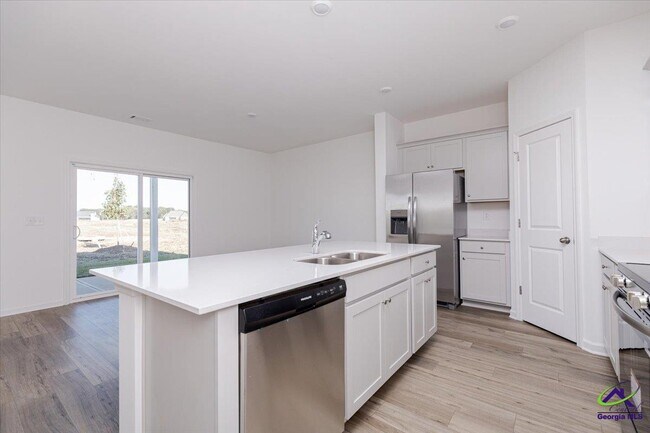 Building Photo - 218 Hickory Rdg Trl