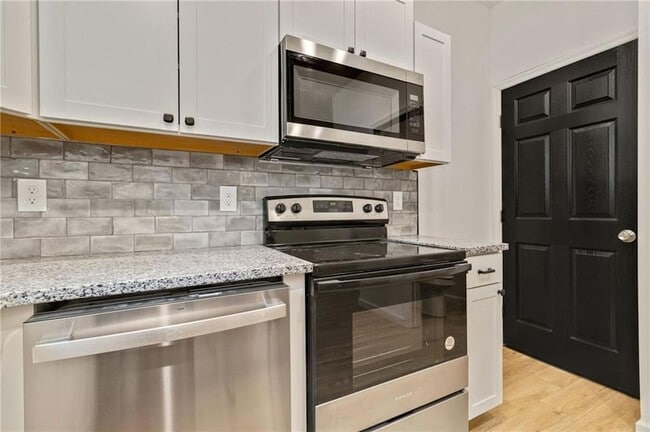 Building Photo - 87 Hennon Dr NW