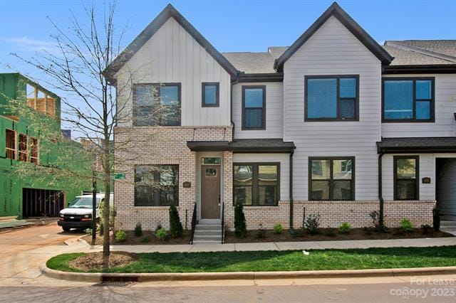 Primary Photo - 6311 Southgrove St