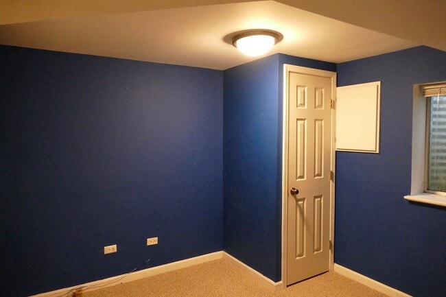 Building Photo - 2832 Skylane Dr