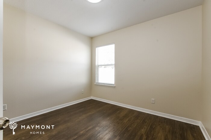 Building Photo - 12913 Regiment Dr