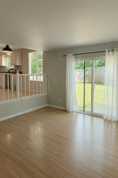 Building Photo - 1203 SW 355th Pl