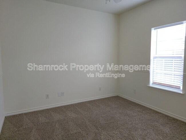 Building Photo - 3009 Palomino Trail