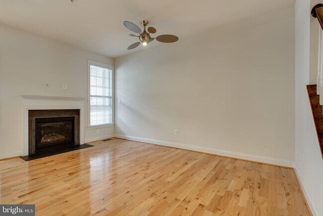 Building Photo - 2247 Brimstone Pl